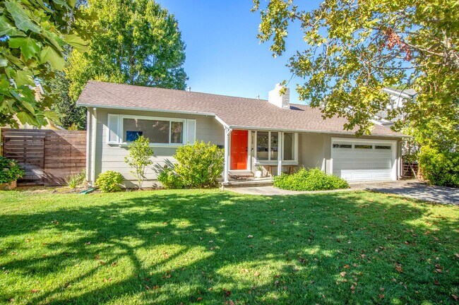 Building Photo - Perfect Family Home in Flats of Kentfield ...