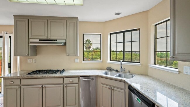 Building Photo - BEAUTIFUL HOME IN THE GLEN COVE AREA  OF VALLEJO WITH VIEWS OF THE BAY