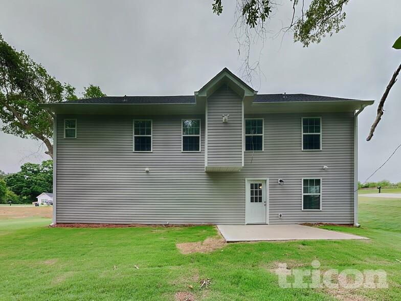 Building Photo - 109 Grizzly Trail