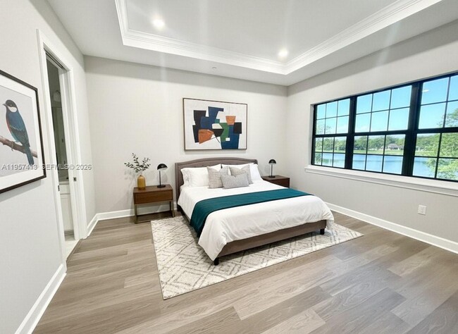 Building Photo - 15323 Lucerna St