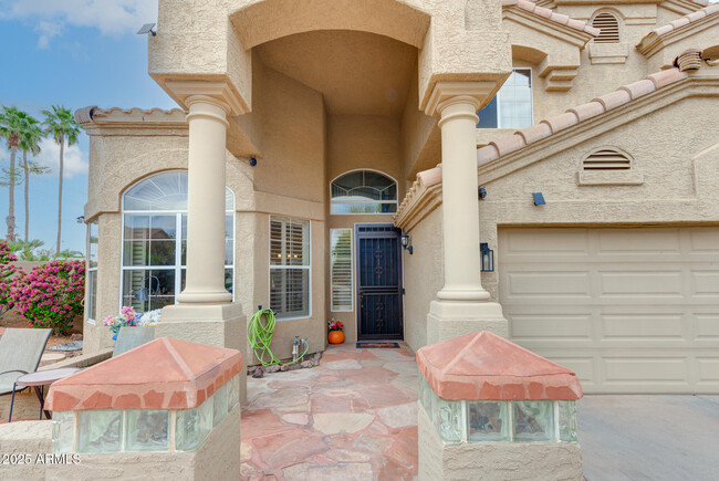 Building Photo - 5940 W Robinson Way
