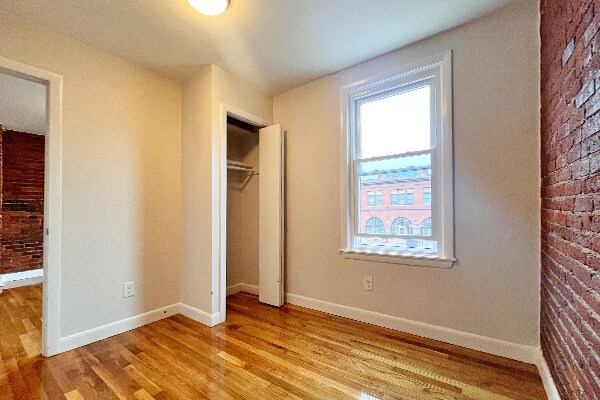Building Photo - 134 Broadway