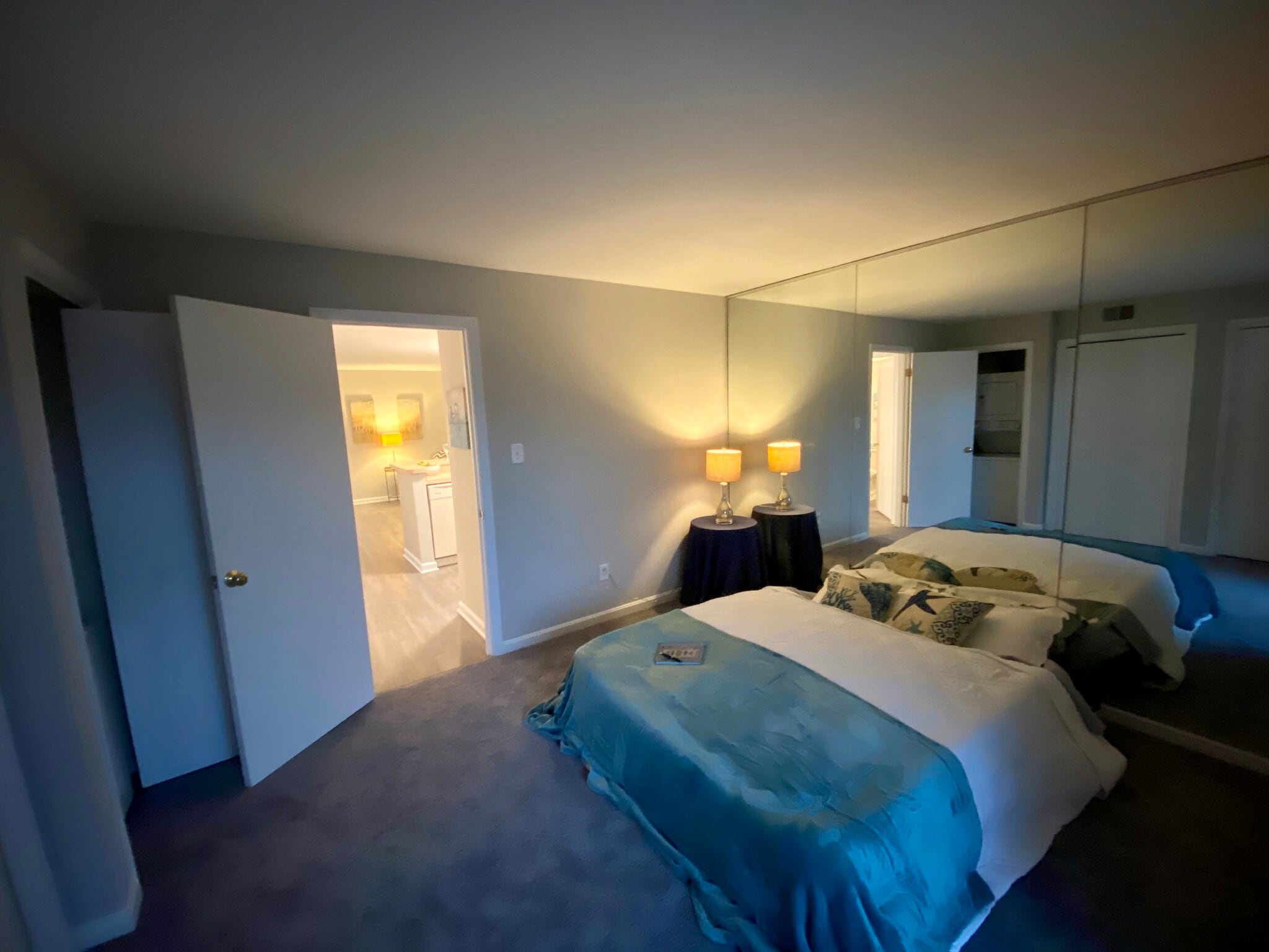 Building Photo - 26D Queen Anne Way