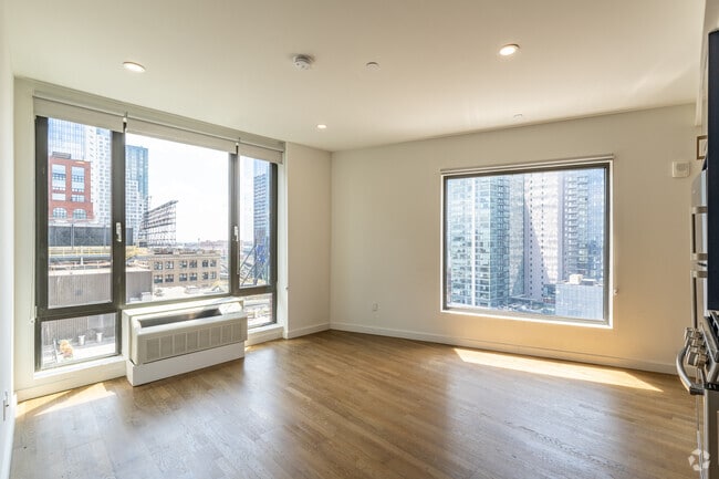 1BR, 1BA - 700-800SF - Steel Haus