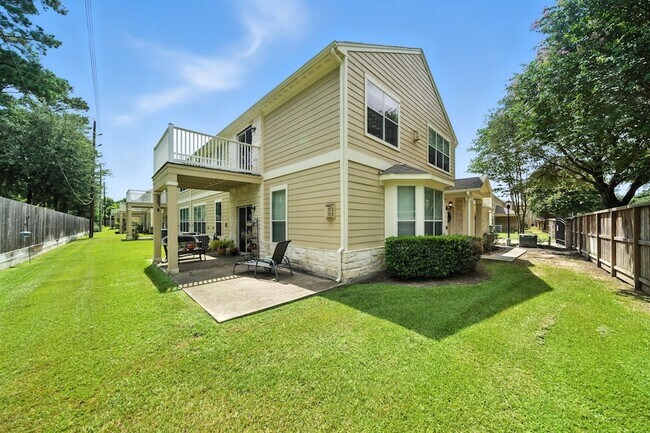 Building Photo - 13600 Breton Ridge St