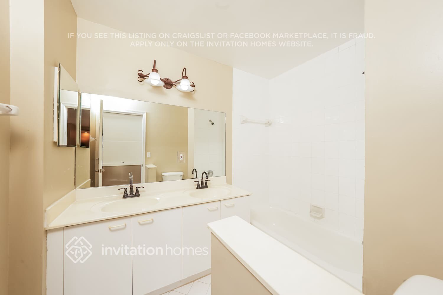 Building Photo - 7593 Rockport Cir