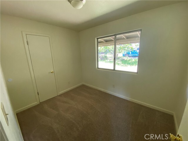 Building Photo - 18483 Park Point Ct