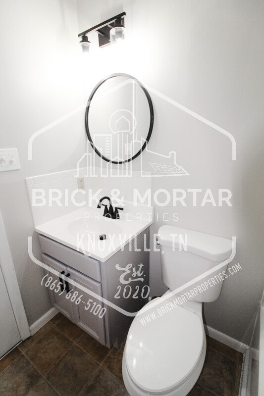 Building Photo - 2105 Belle Terra Rd