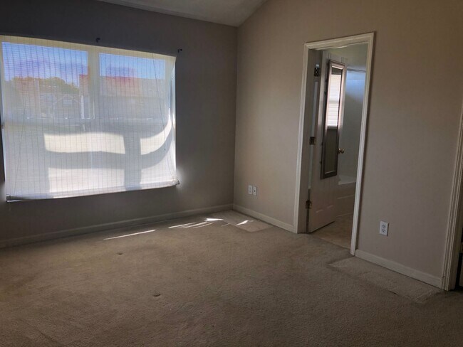 Building Photo - Lovely ranch home in Madison! Coming Soon