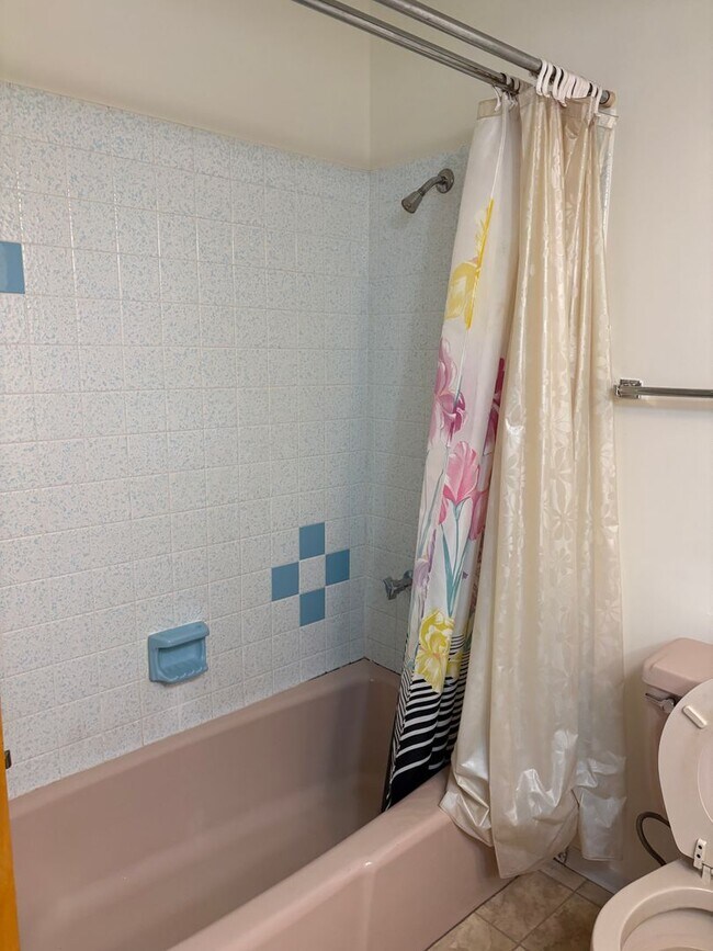 Building Photo - 3029 River Bend Dr