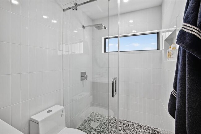 Building Photo - 2157 Coral Gardens Dr
