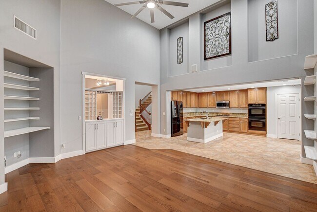 Building Photo - 4 Bedroom in North Las Vegas Near Aliante