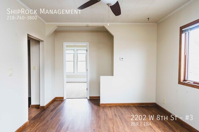 Building Photo - 2202 W 8th St