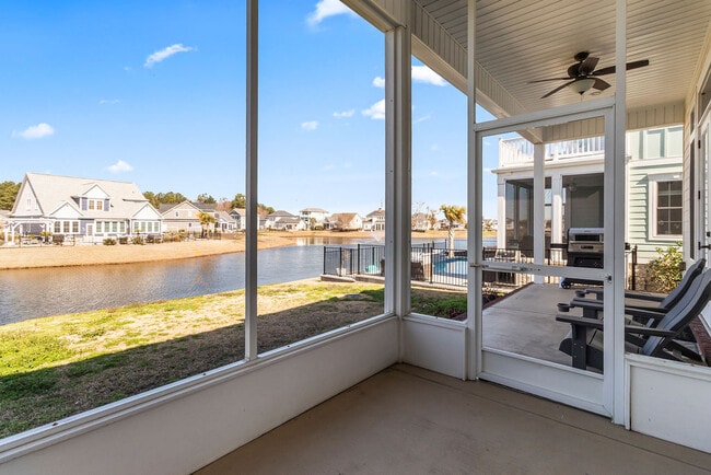 Building Photo - Crystal Water Home