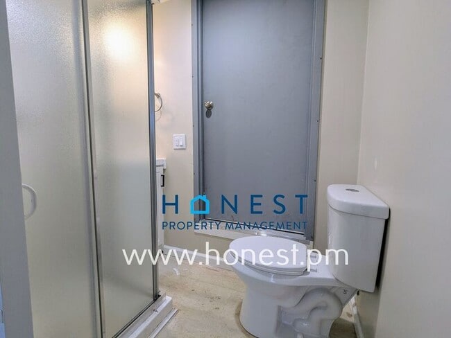 Building Photo - 23 Church St