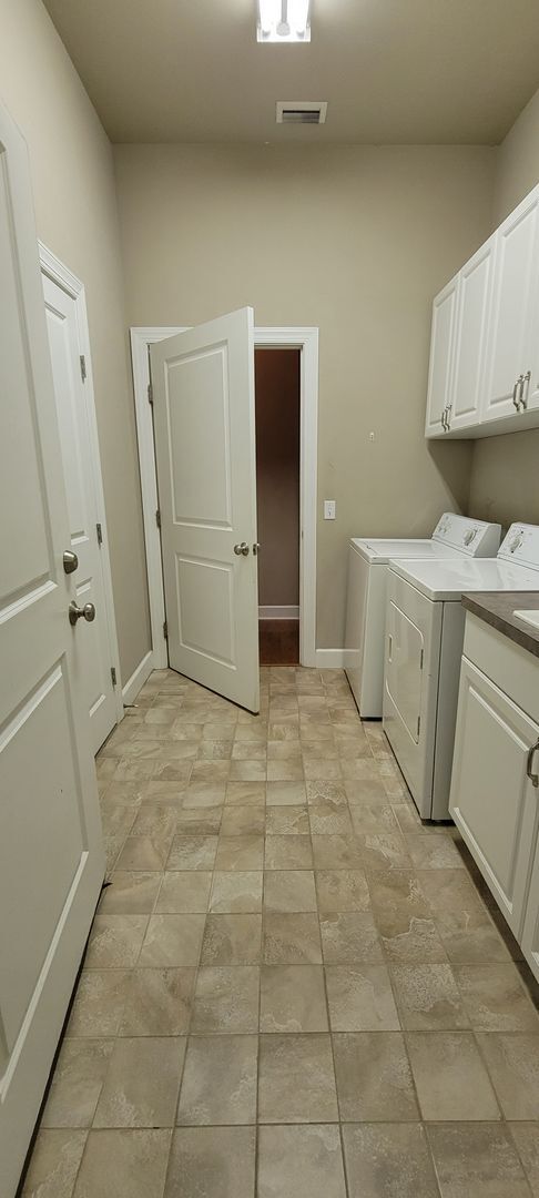 Building Photo - Beautiful 3 Bedroom/2 Bath home in Madera