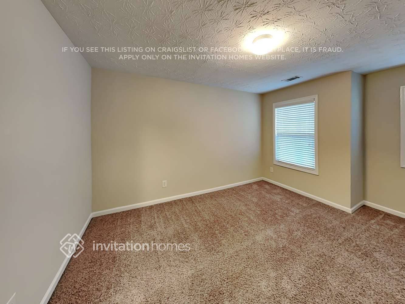 Building Photo - 511 Pondweed Dr
