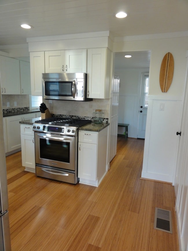 Kitchen - 2144 Monterey Blvd