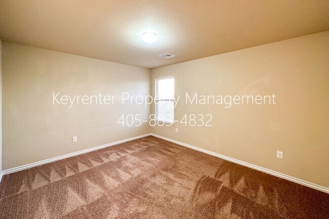 Building Photo - Stunning 5BD, 2 1/2 BTH Home Seconds away from John Kilpatrick Turnpike in YUKON!