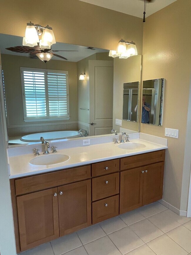 Building Photo - SOUTH MAUI BEAUTIFUL HOME WITH POOL IN MOANA ESTATES --