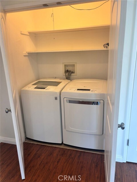 Building Photo - 9081 E Greenwood Ave