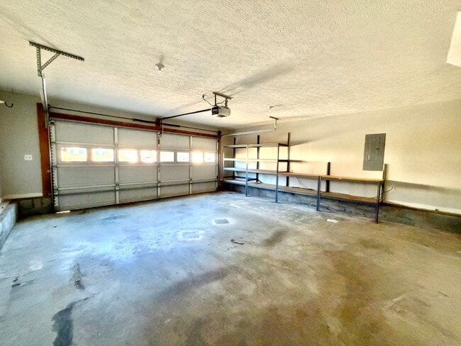 Building Photo - 1636 Cedar Springs Cir