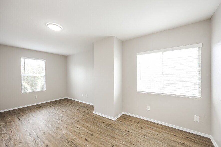 Building Photo - 1619 Spice Spg