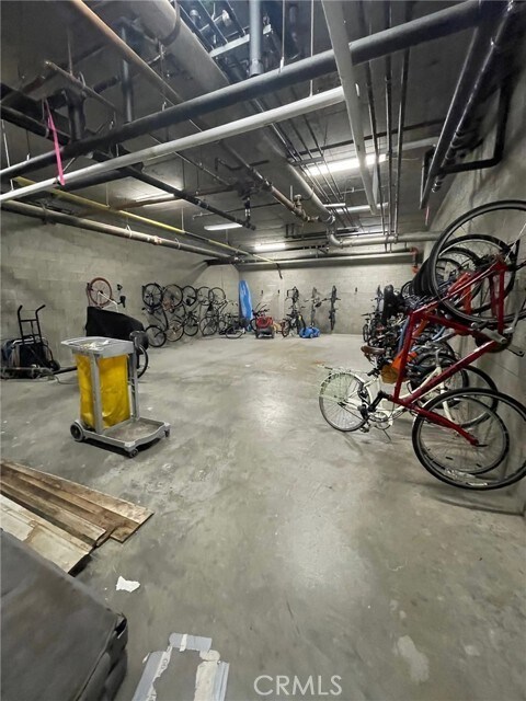 Building Photo - 12975 Agustin Pl