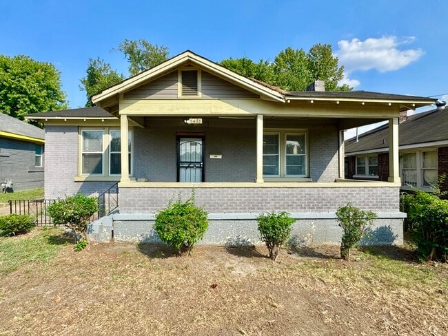 Primary Photo - 1478 South Willet Street