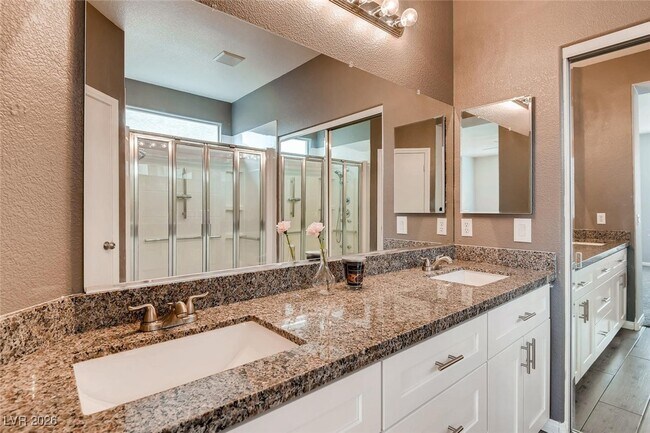 Building Photo - 8061 Palace Monaco Ave