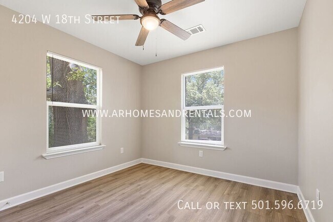 Building Photo - 4204 W 18th St