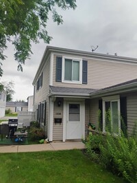 Building Photo - 1226 Cove Dr