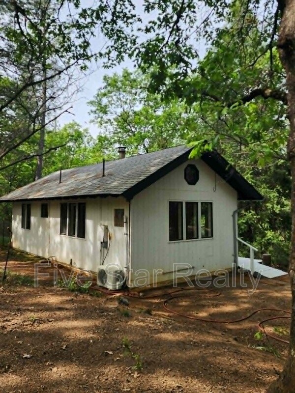 Building Photo - 12896 Rices Crossing Rd