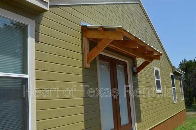 Building Photo - 215 Parsons Ln