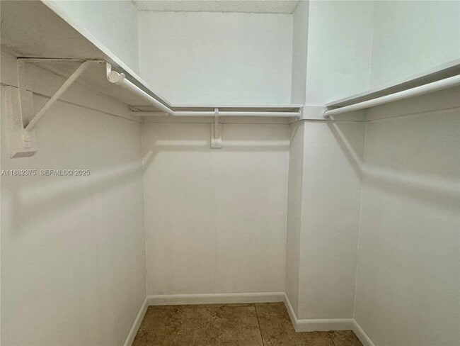 Building Photo - 230 174th St