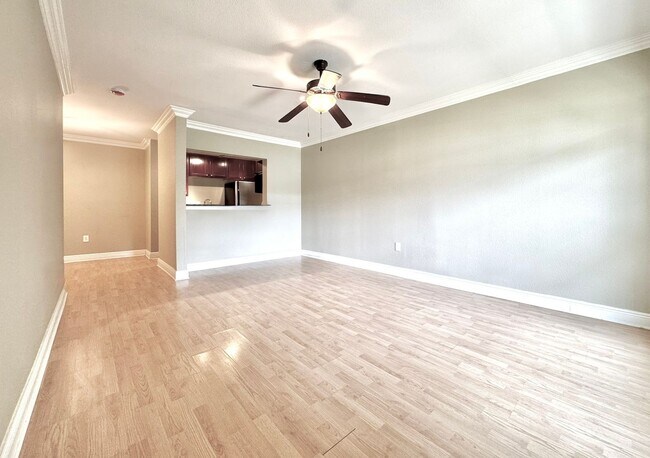 Building Photo - Stylish 2BR Condo in The Bradshaw – Gated ...