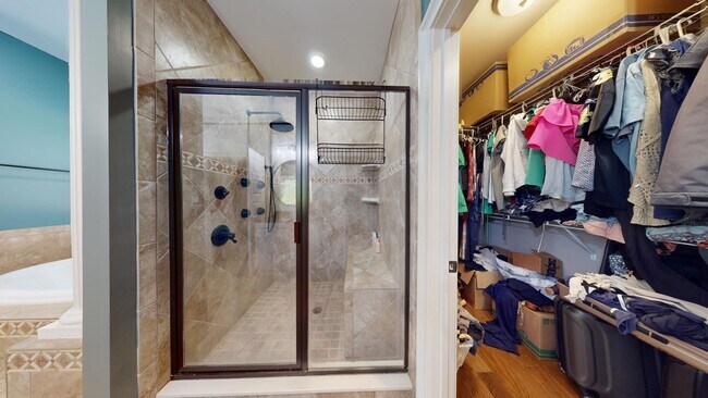 Building Photo - Asheton Lakes