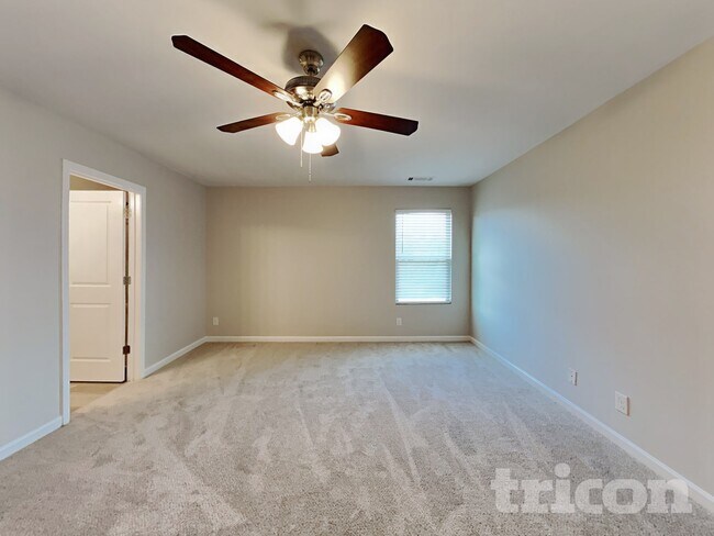 Building Photo - 324 Merigold Way