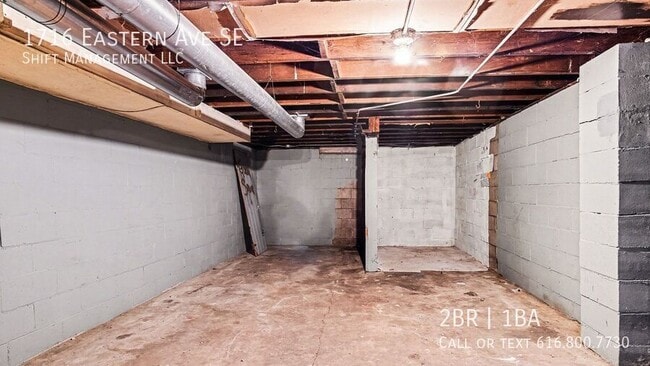 Building Photo - 1716 Eastern Ave SE