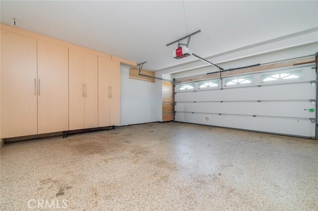Building Photo - 58 Agostino