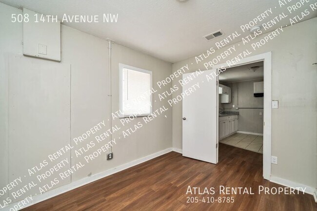Building Photo - 508 14th Avenue NW Decatur, AL 35601
