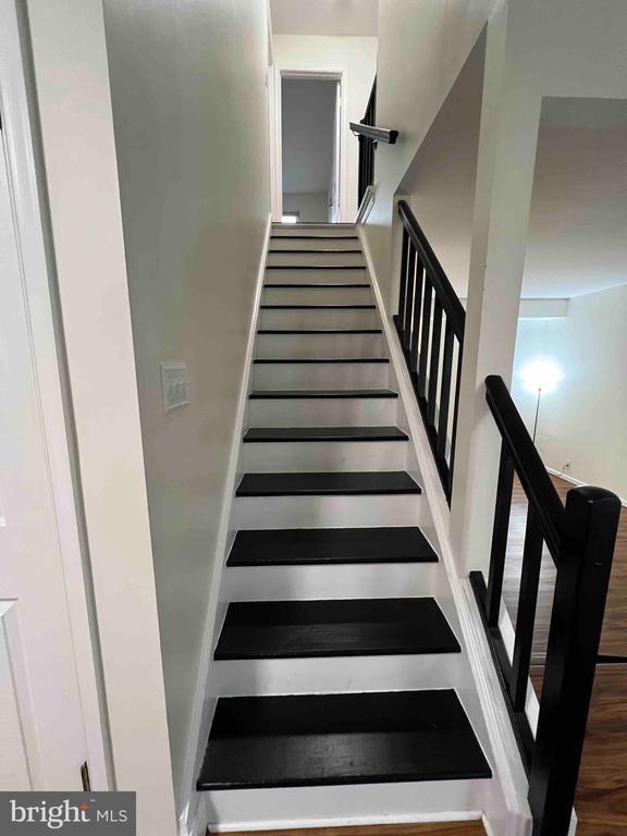 Building Photo - 6247 Spring Knoll Dr