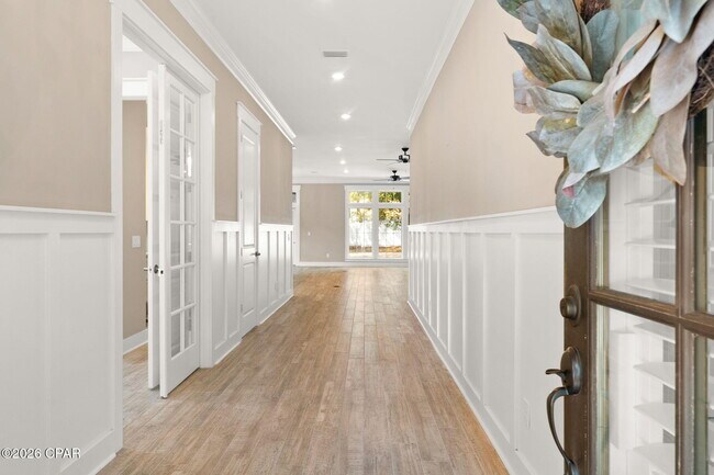 Building Photo - 3816 Mariner Dr