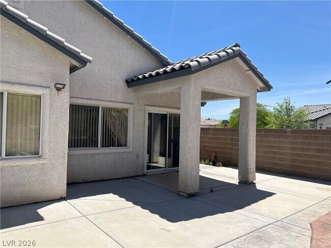 Building Photo - 3227 Cherum St