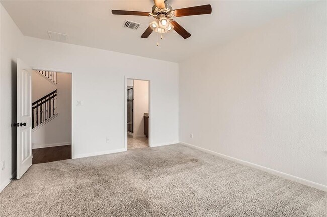Building Photo - 2330 Blake Way