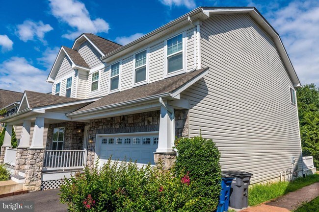 Building Photo - 18494 Quantico Gateway Dr