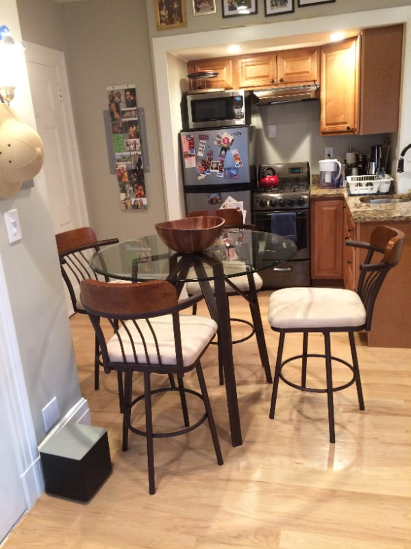 Building Photo - 16 River St