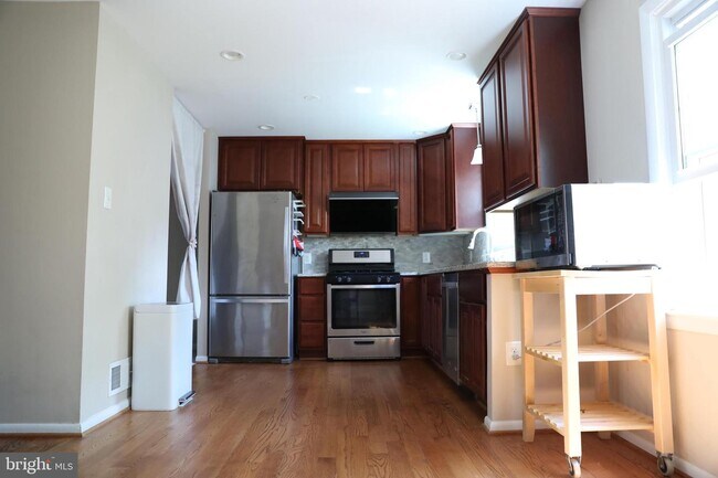 Building Photo - 3032 White Birch Ct