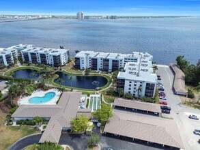Building Photo - Schooner Bay