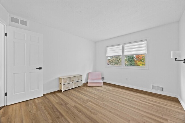 Building Photo - 112 Heather Ridge